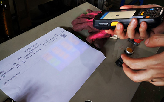 工厂MES系统如何实现智能工厂的生产管理